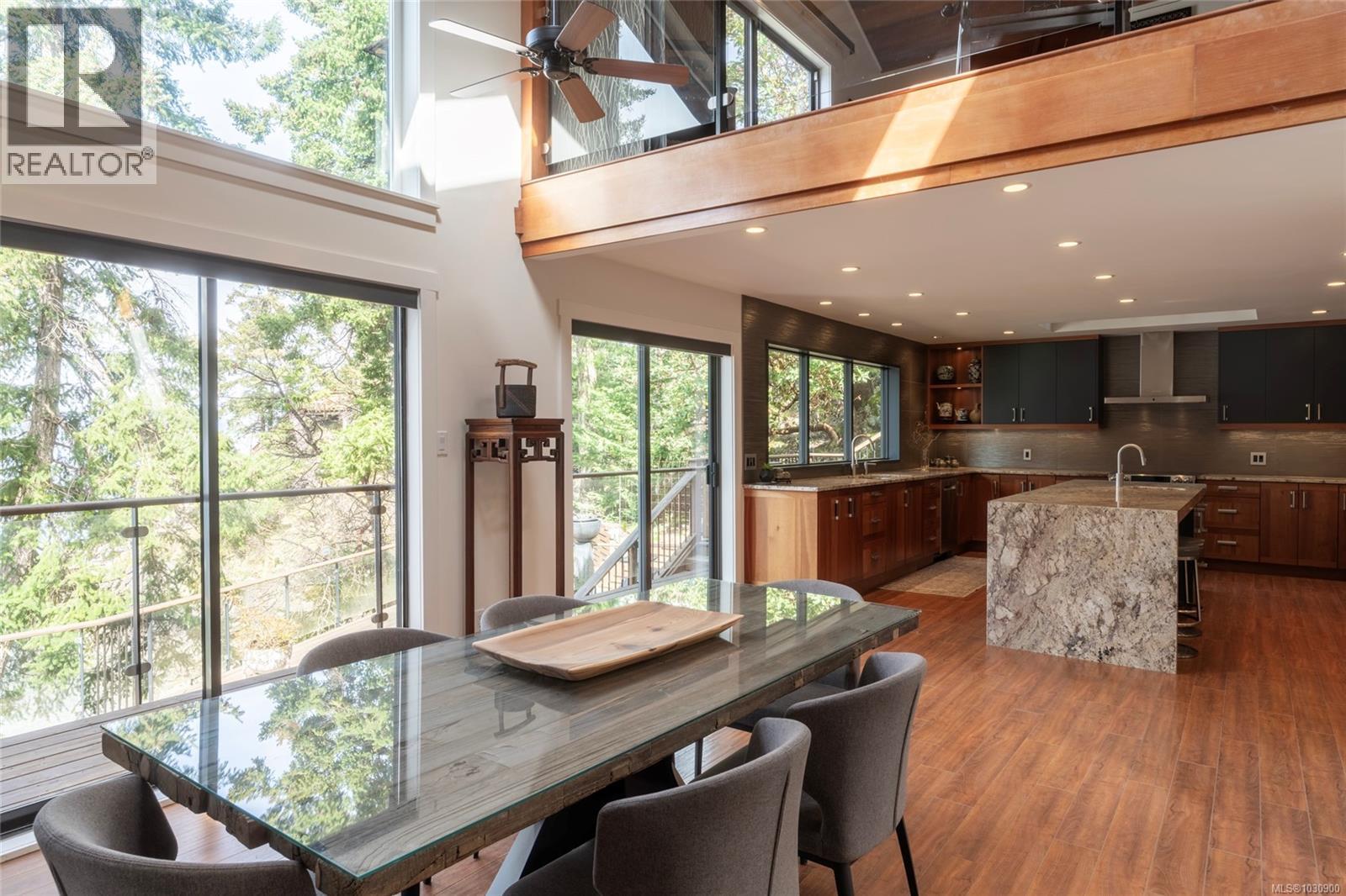 6966 Mark Lane, Central Saanich