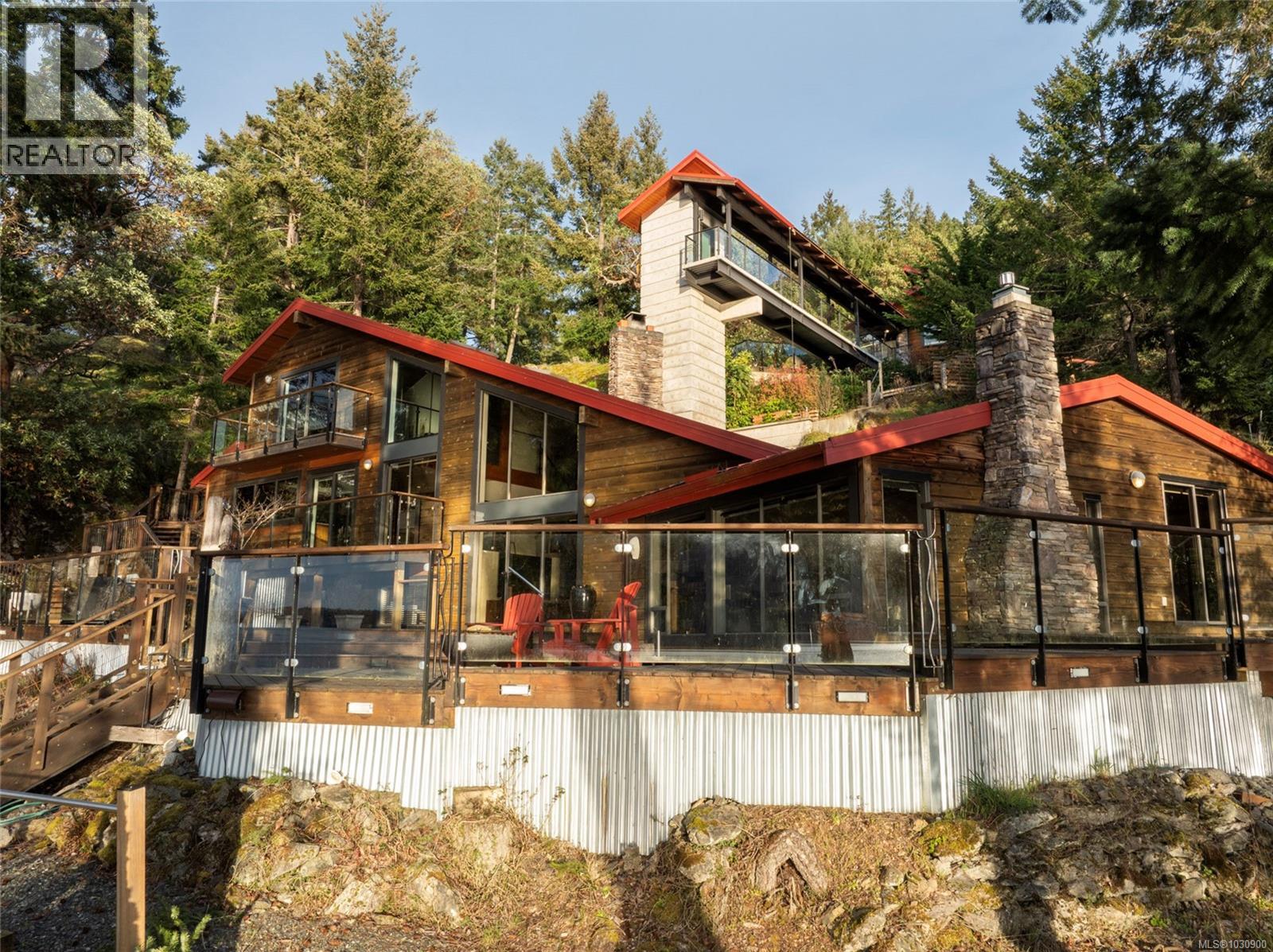 6966 Mark Lane, Central Saanich