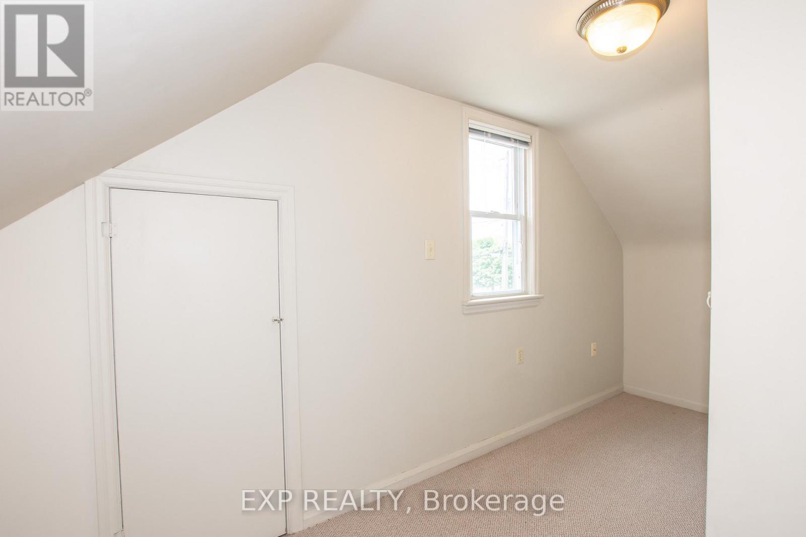 106 HAIG STREET - 24