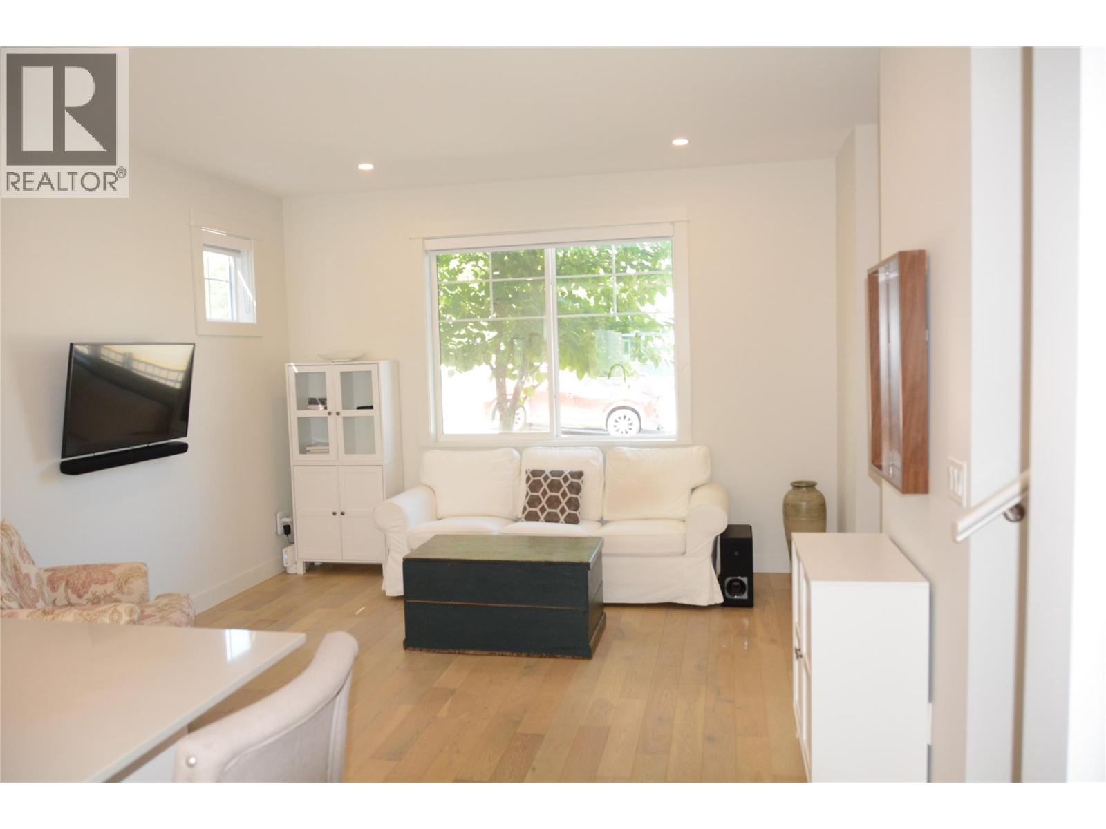 #104 1393 9TH Avenue - 2