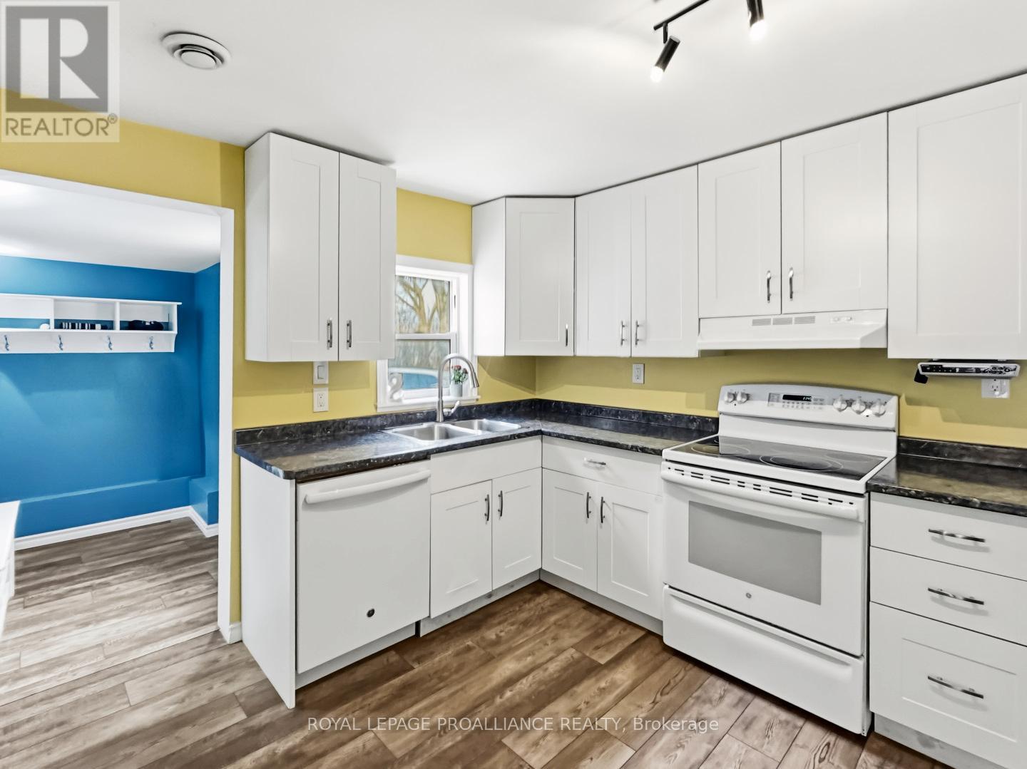 91 LYWOOD STREET - 7