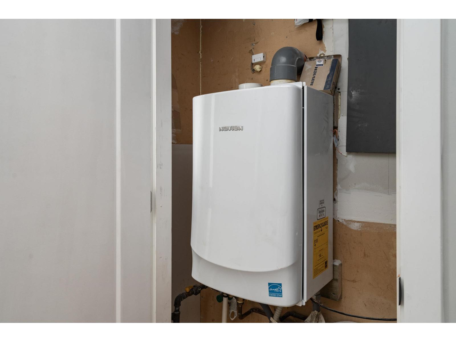 182 SPRINGFIELD DRIVE, Langley