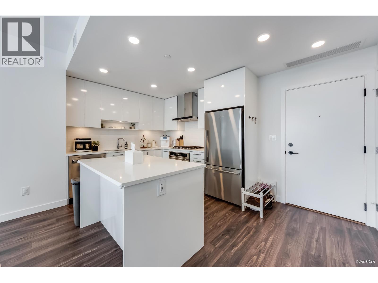 1507 518 CLARKE ROAD, Coquitlam