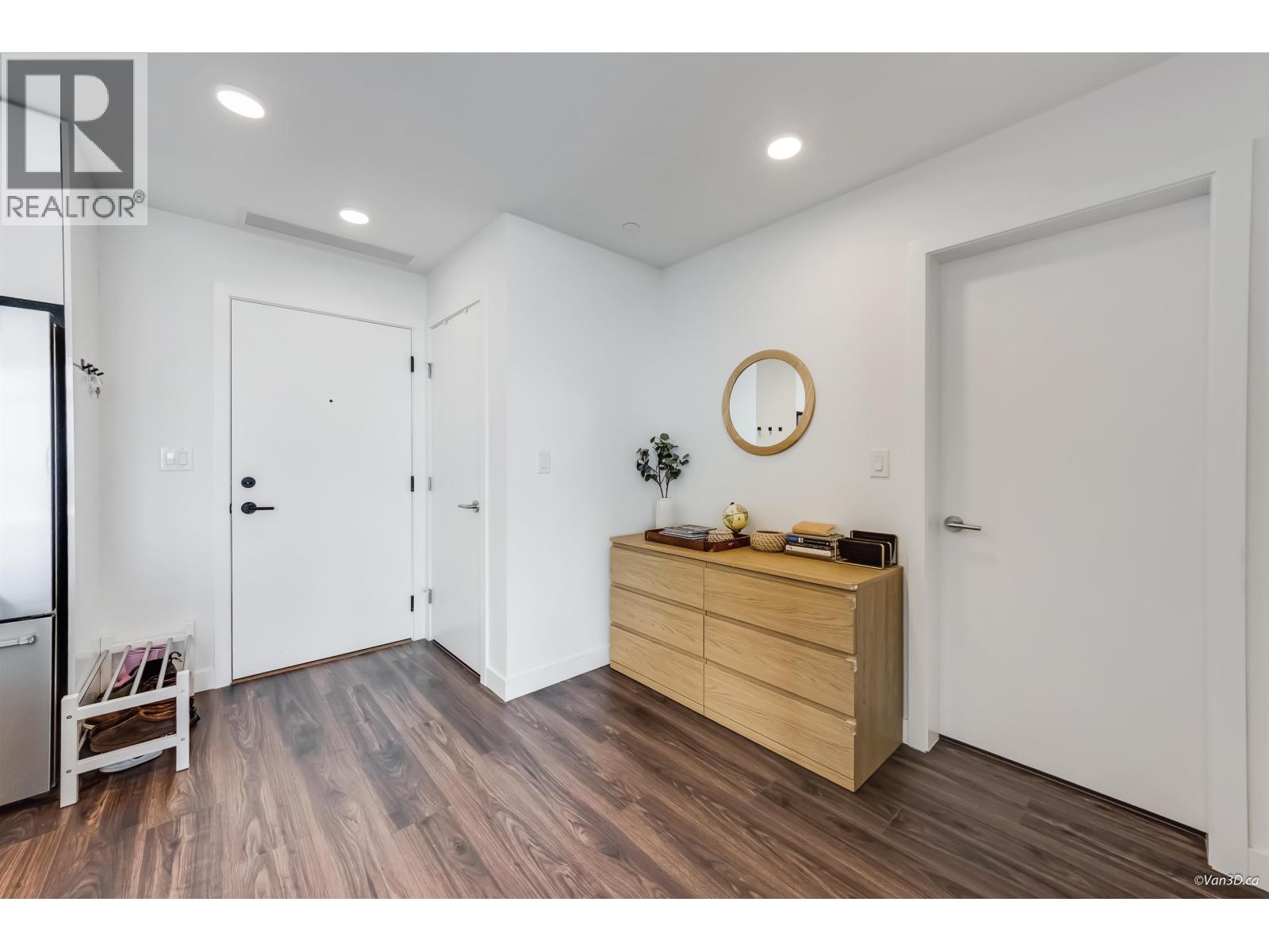 1507 518 CLARKE ROAD, Coquitlam