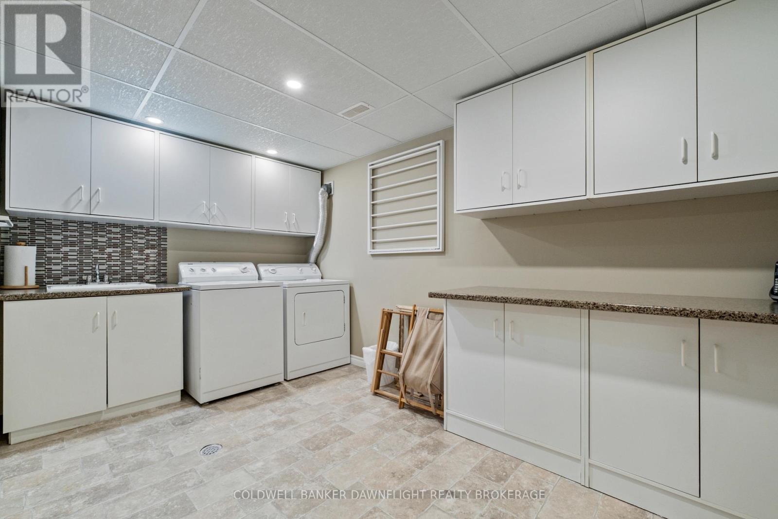 33960 QUEEN STREET Property Photo