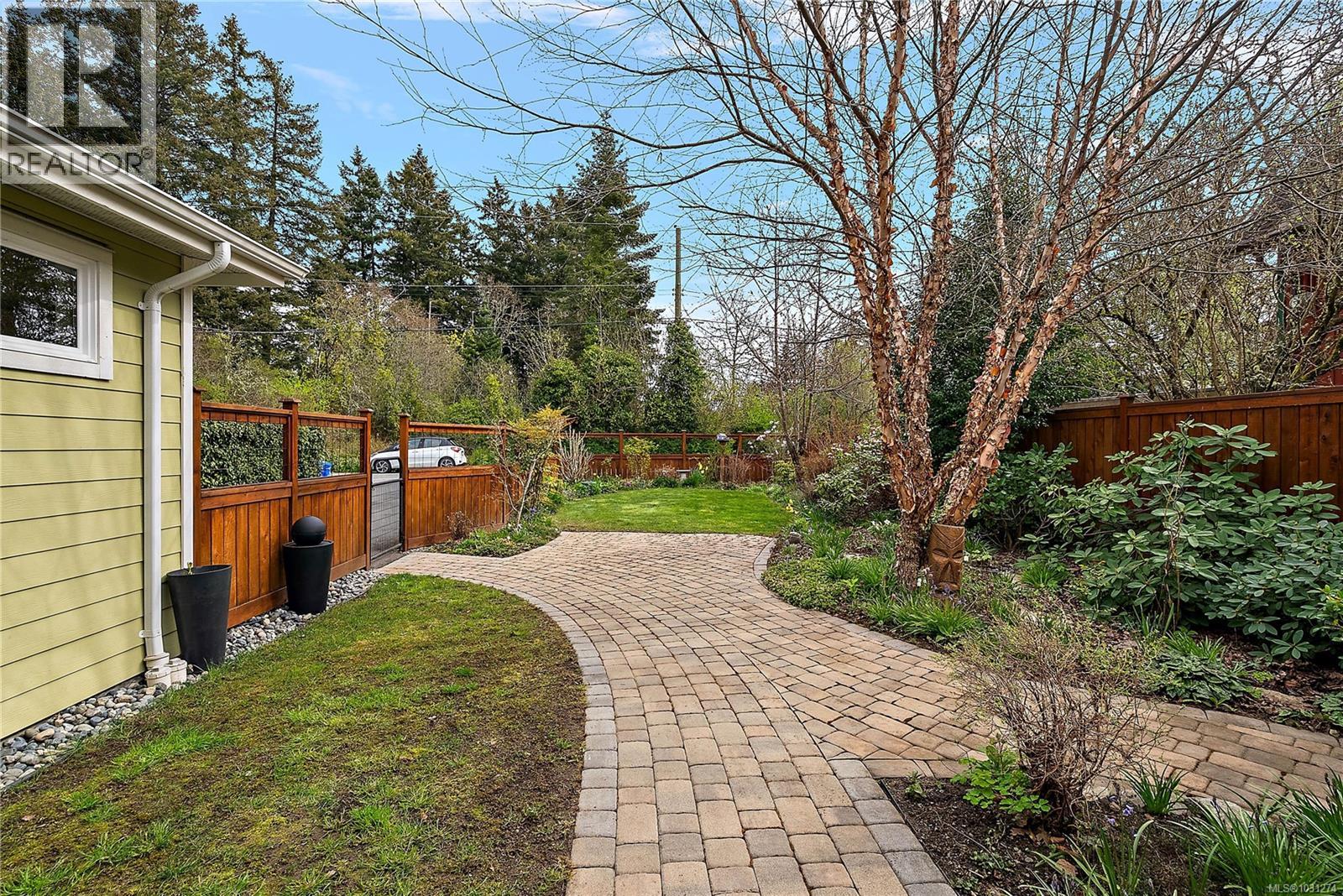 10274 TSAYKUM RD - 28