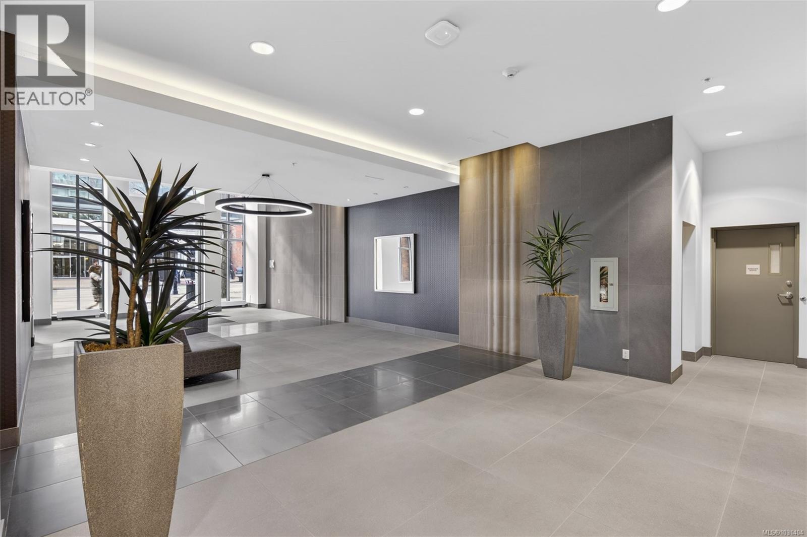 410 728 Yates Street, Victoria