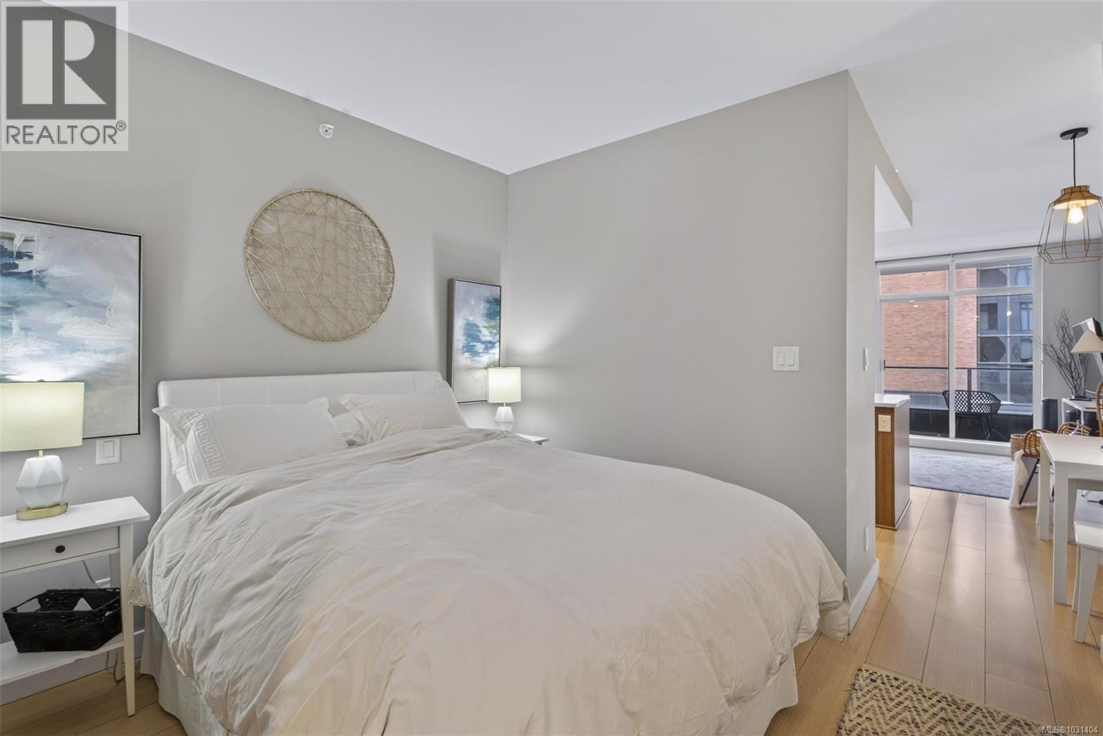 410 728 Yates Street, Victoria