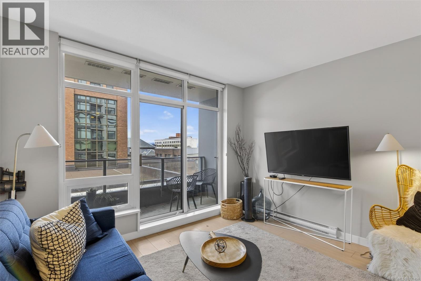 410 728 Yates Street, Victoria