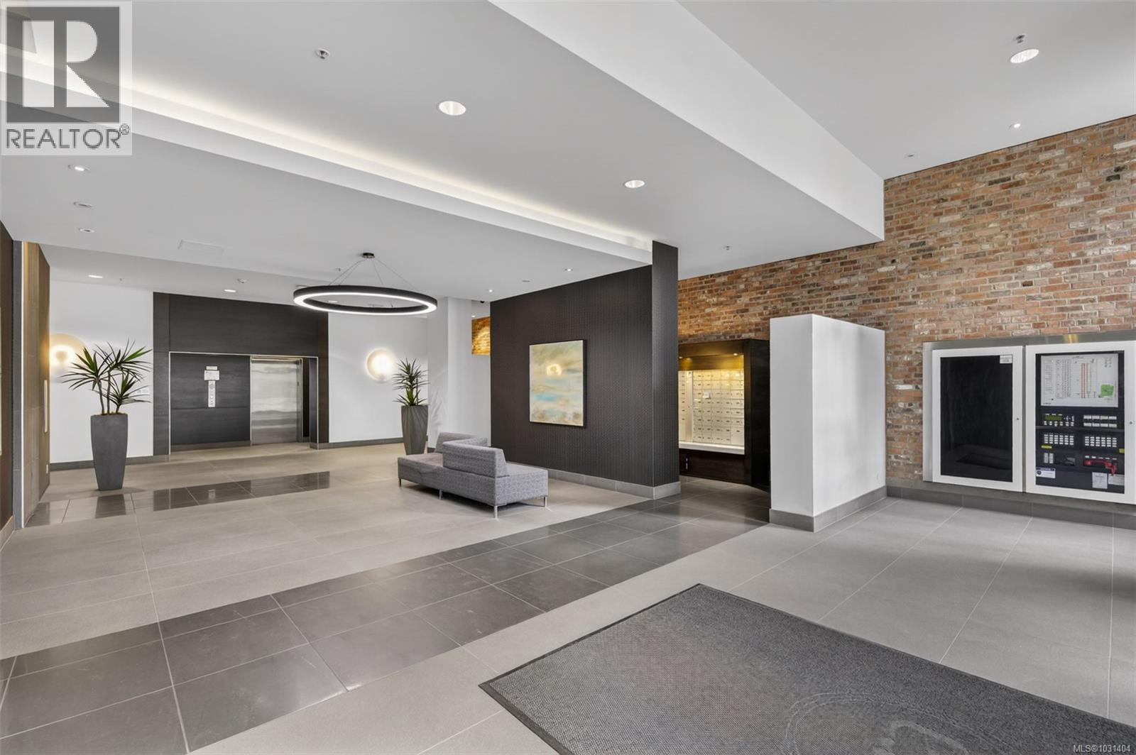 410 728 Yates Street, Victoria