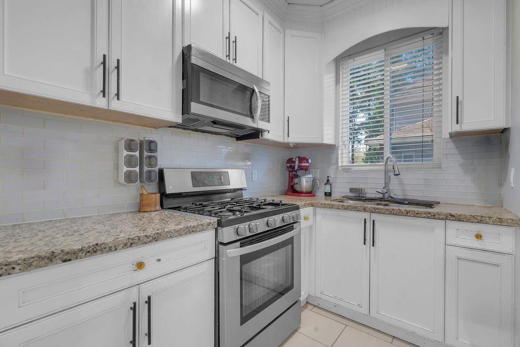 5840 134 STREET, Surrey