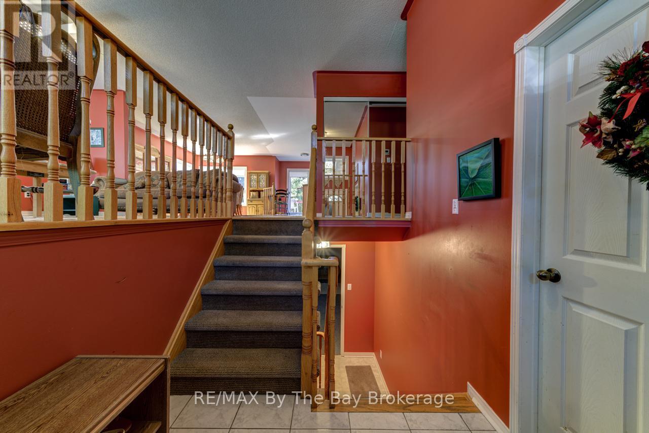 26 TIMBERLAND CRESCENT - 4