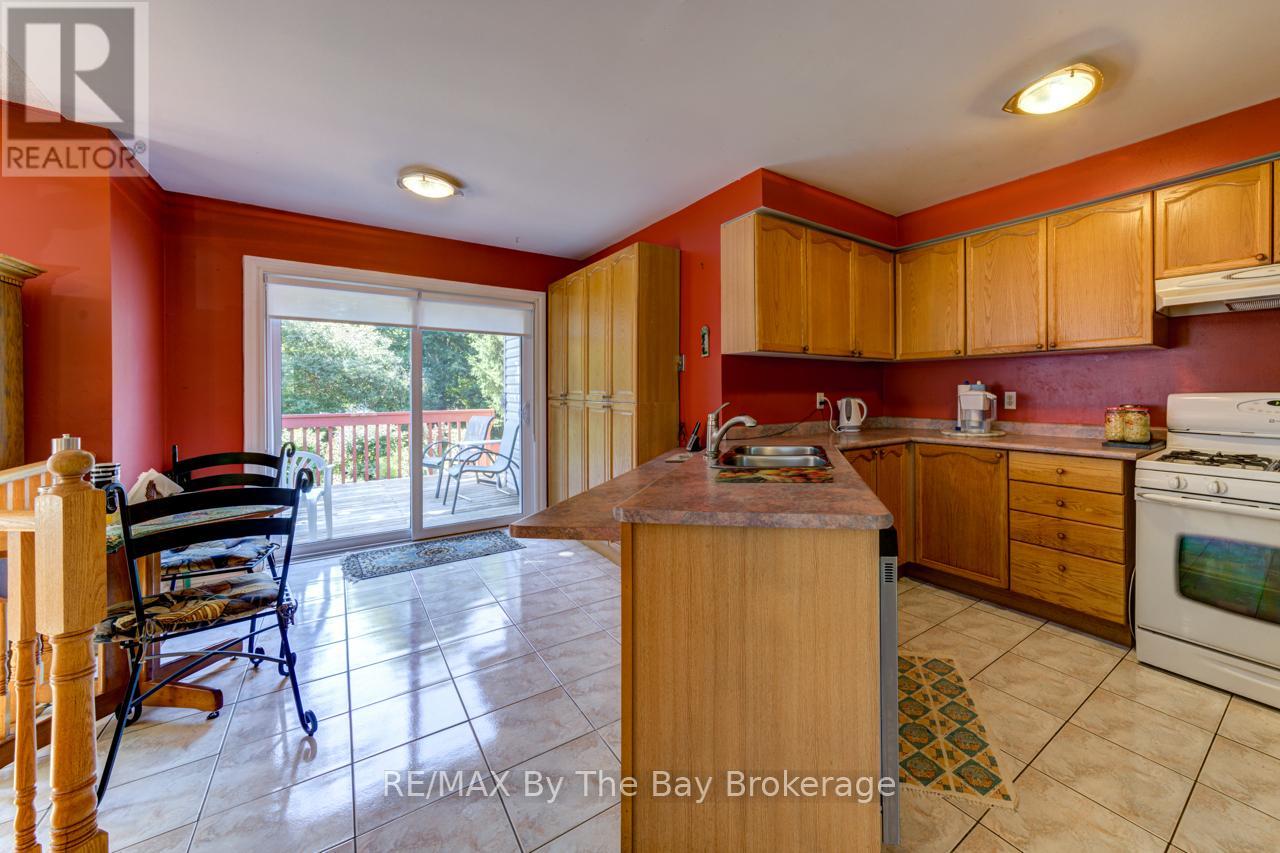 26 TIMBERLAND CRESCENT - 8