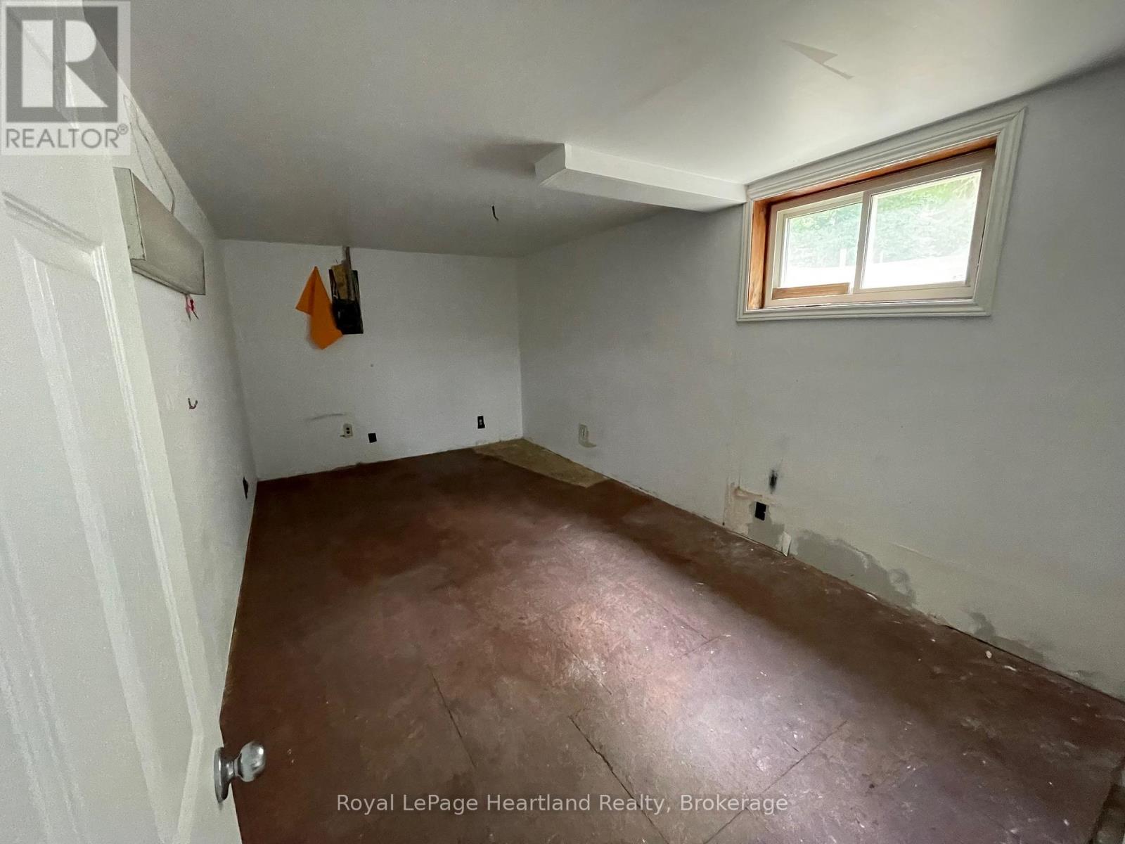 902 WHITE CEDAR DR. - 35791 BAYFIELD RIVER ROAD