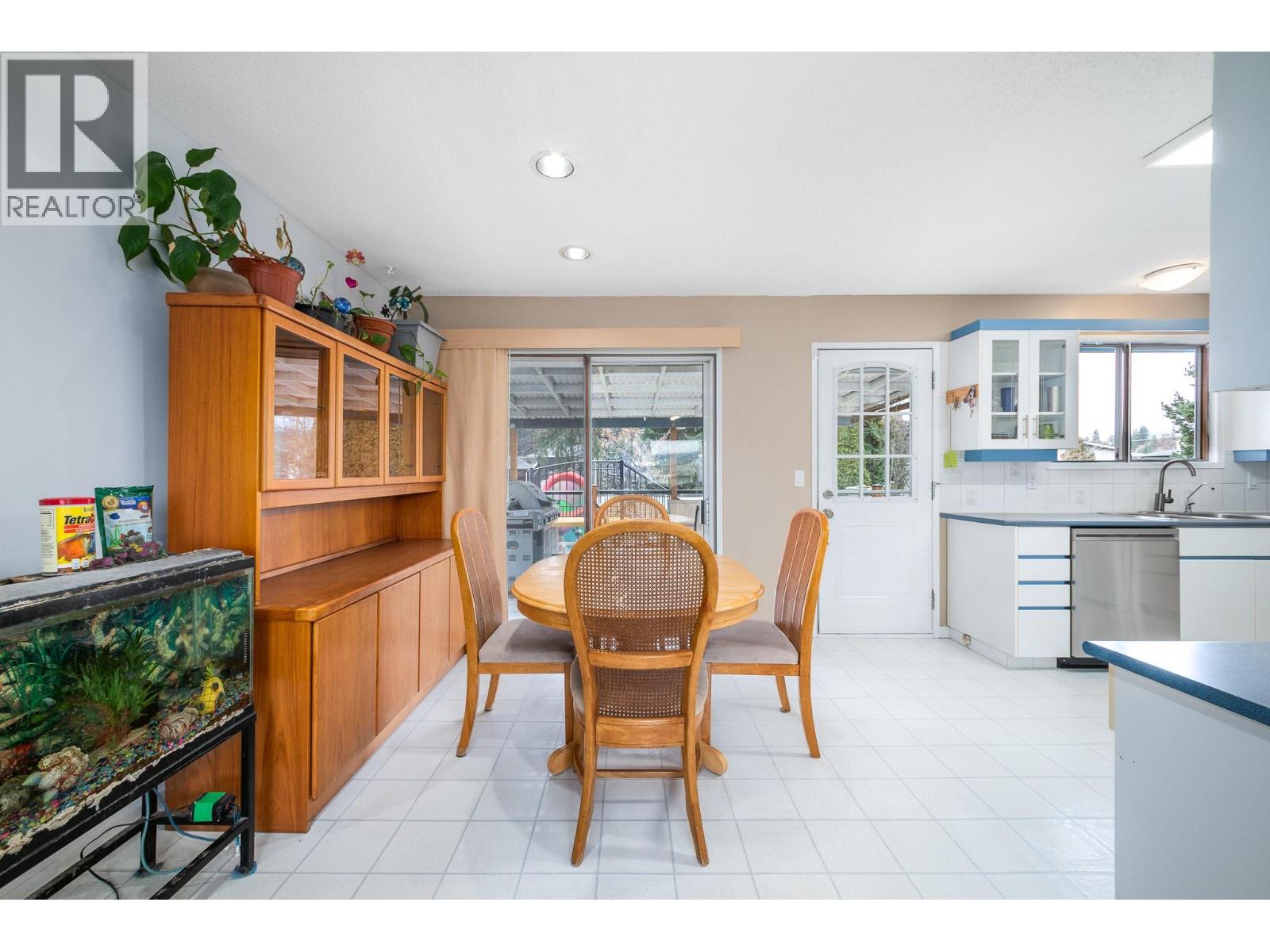  885 Camelia Road, Kelowna