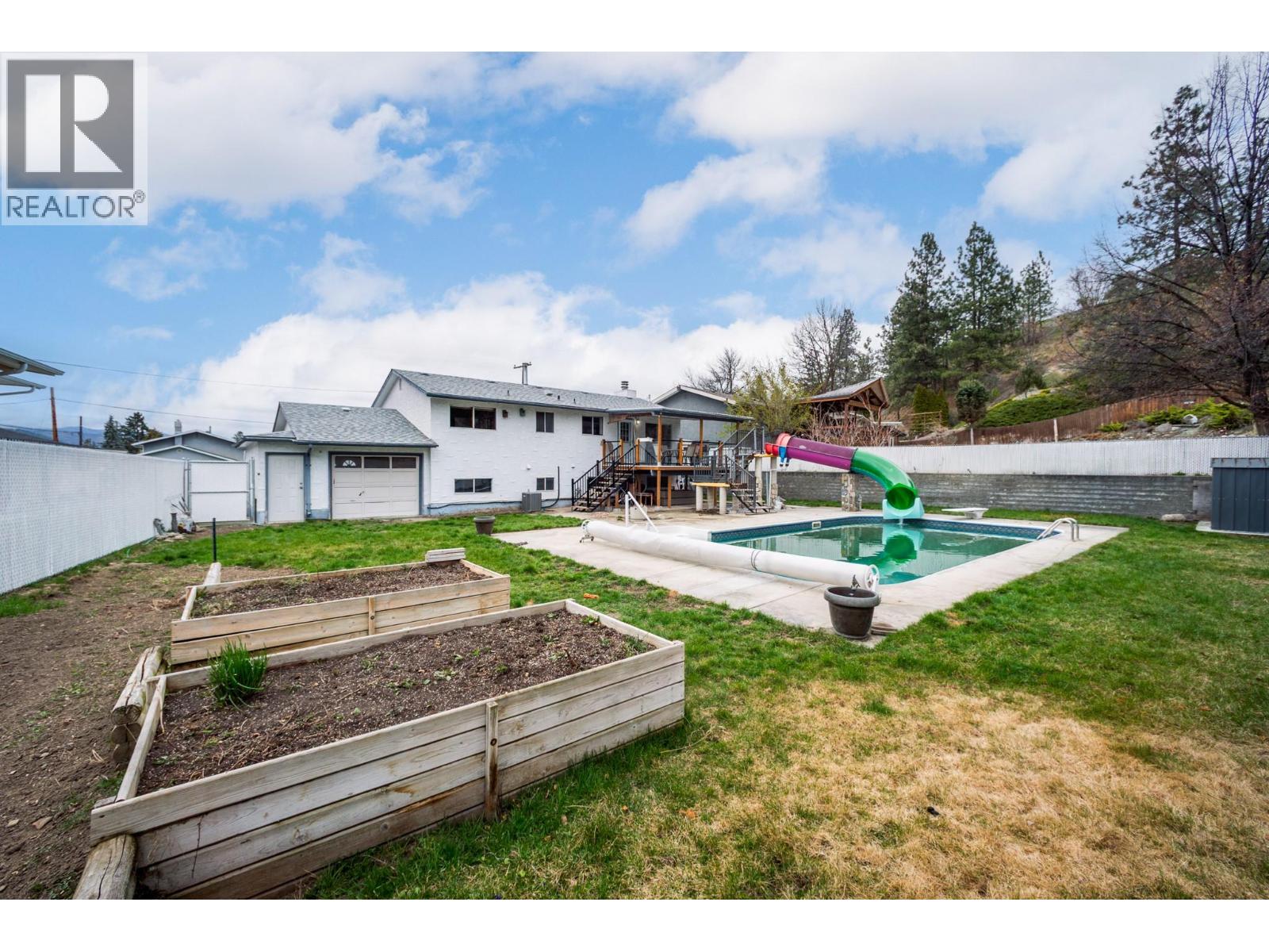  885 Camelia Road, Kelowna