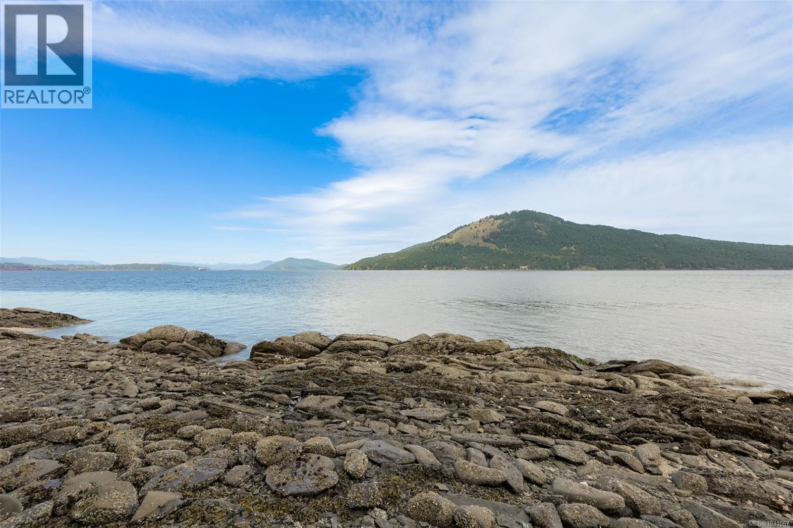 618 LANDS END RD - 46