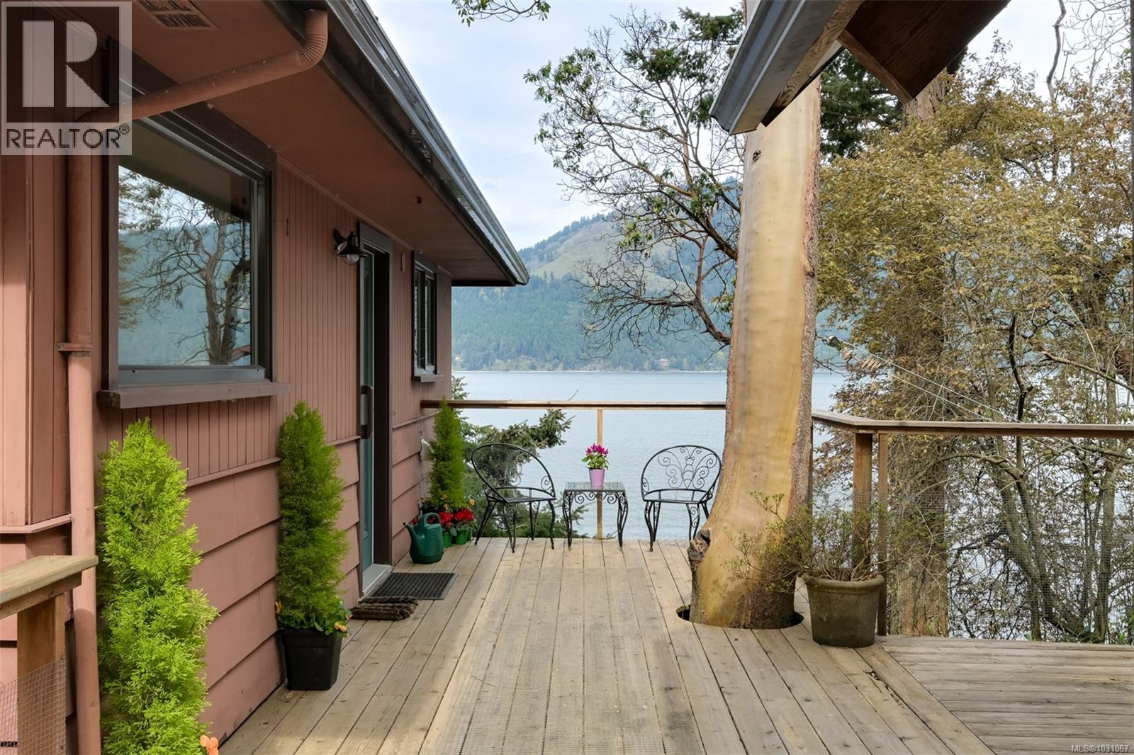 618 LANDS END RD - 35