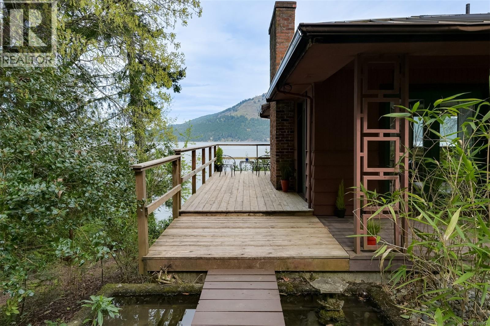 618 LANDS END RD - 42