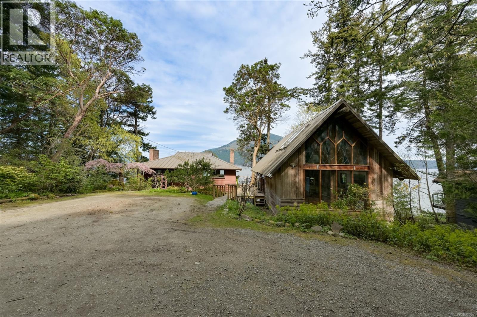 618 LANDS END RD - 48