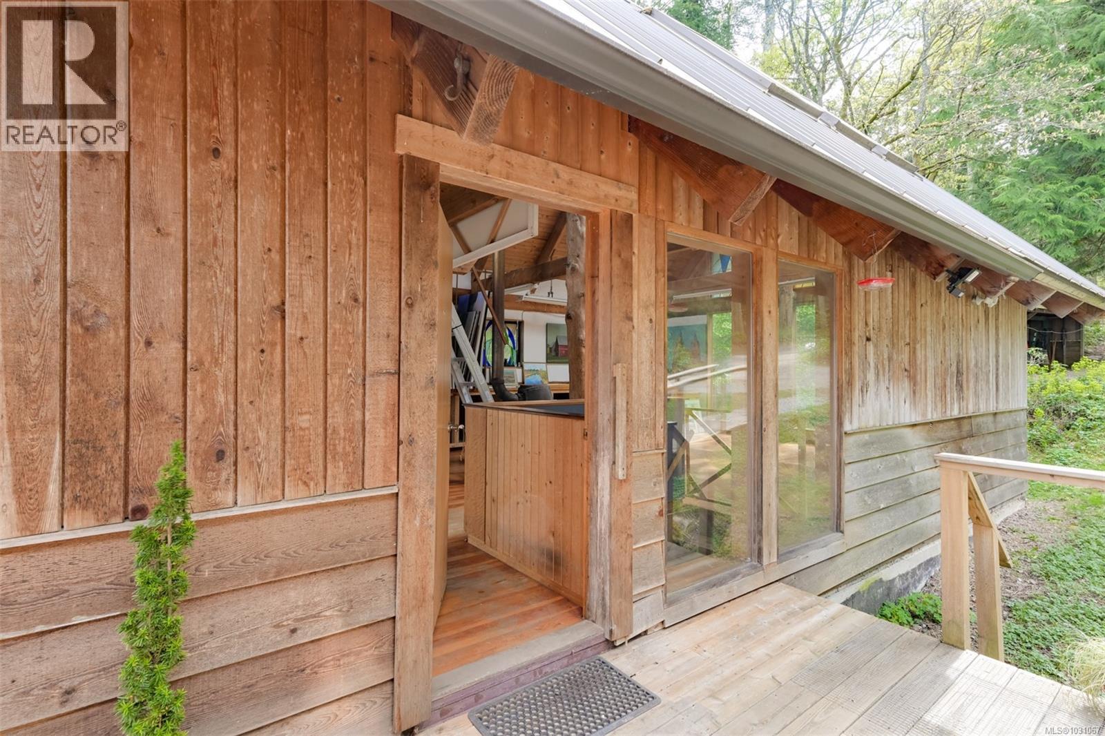 618 LANDS END RD - 36