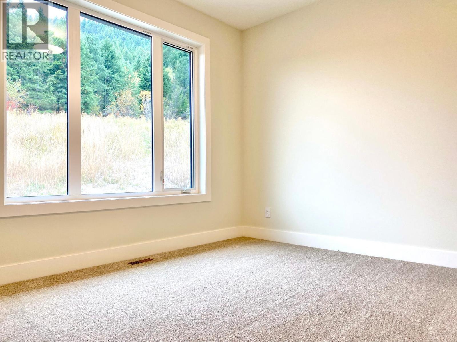 8781 RIVERSIDE Drive - 25