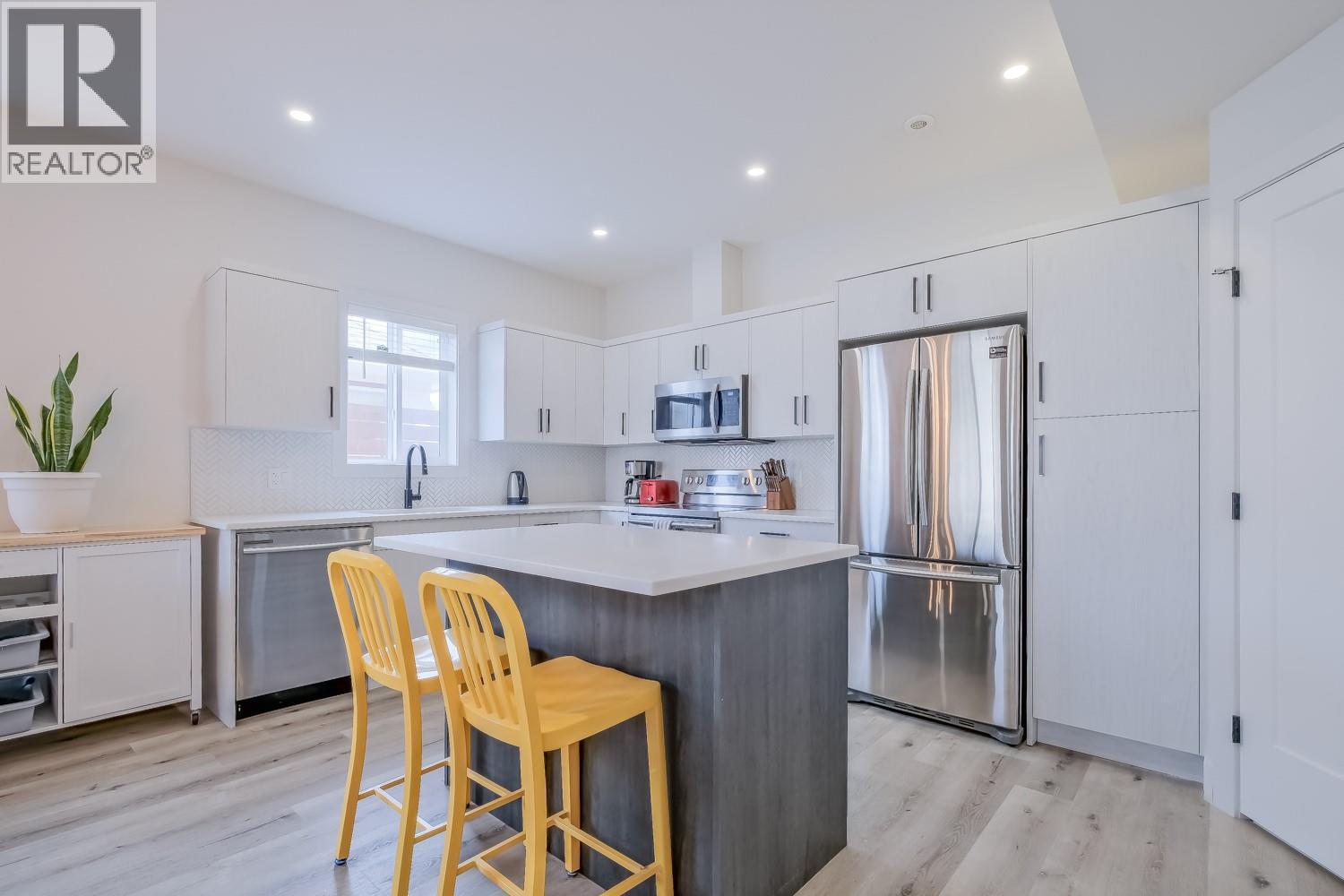  951 Stockwell Avenue, Kelowna