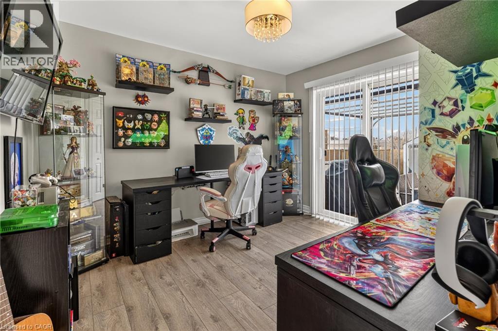 325 CROWLAND Avenue - 12