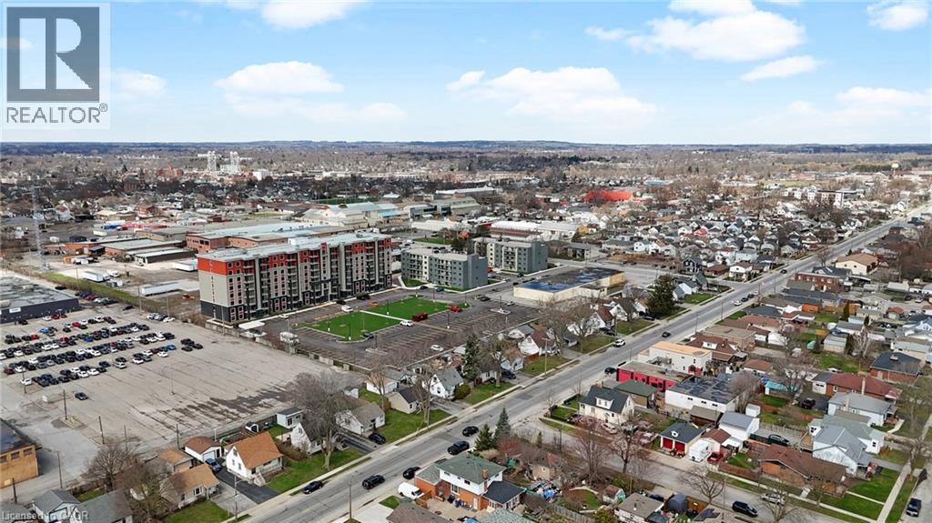 325 CROWLAND Avenue - 37
