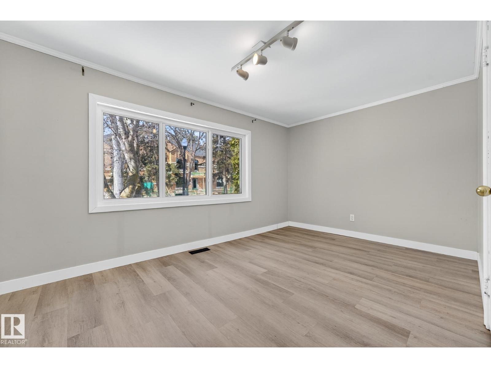 10519 140 ST NW, Edmonton