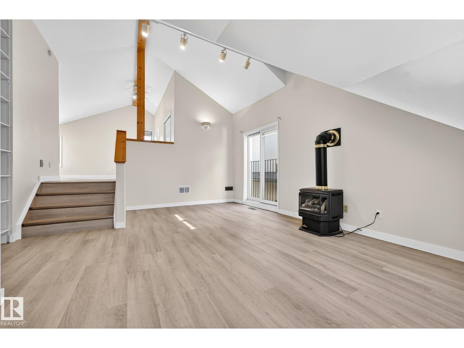 10519 140 ST NW, Edmonton