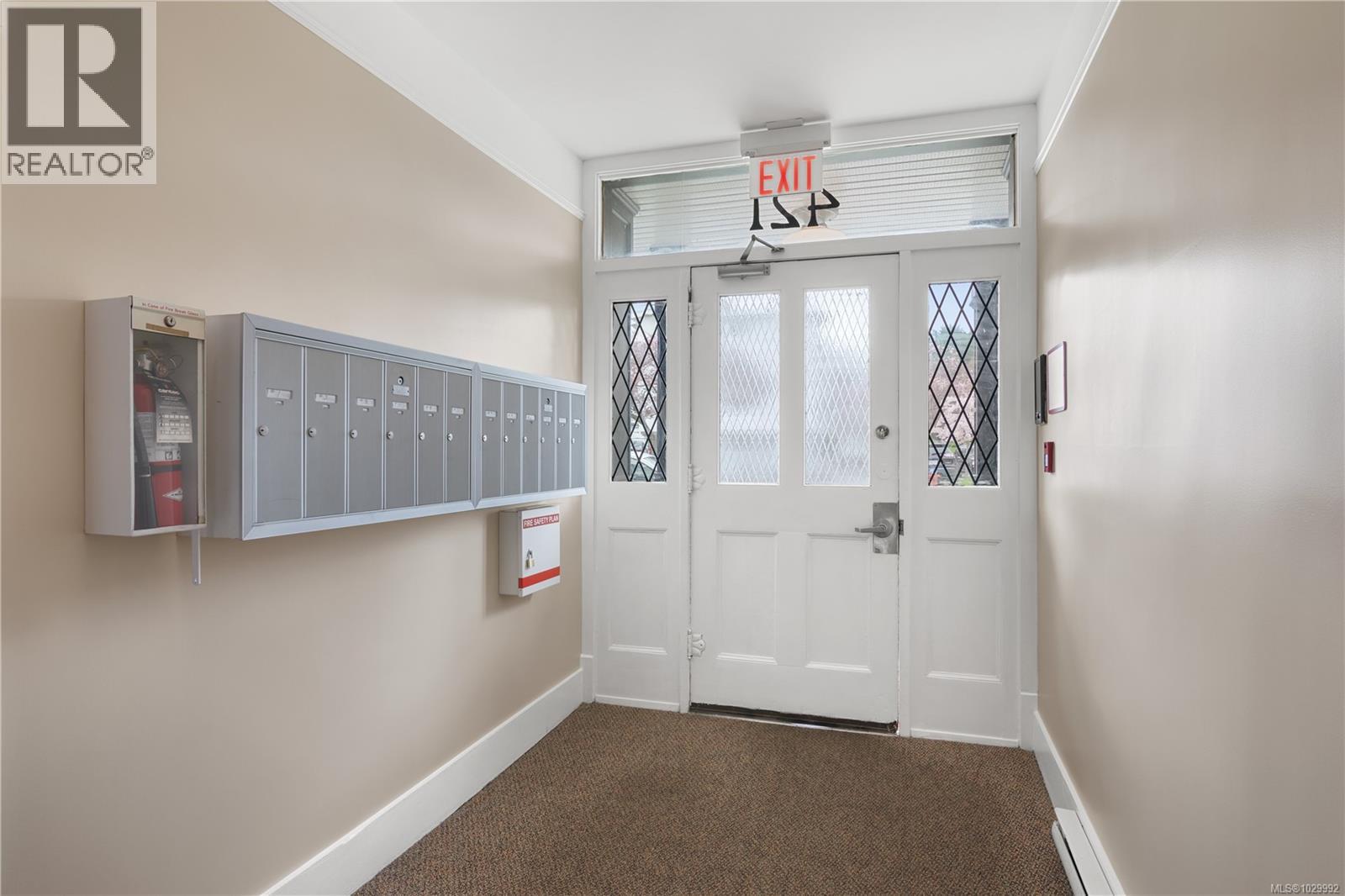 421 Vancouver St - 4