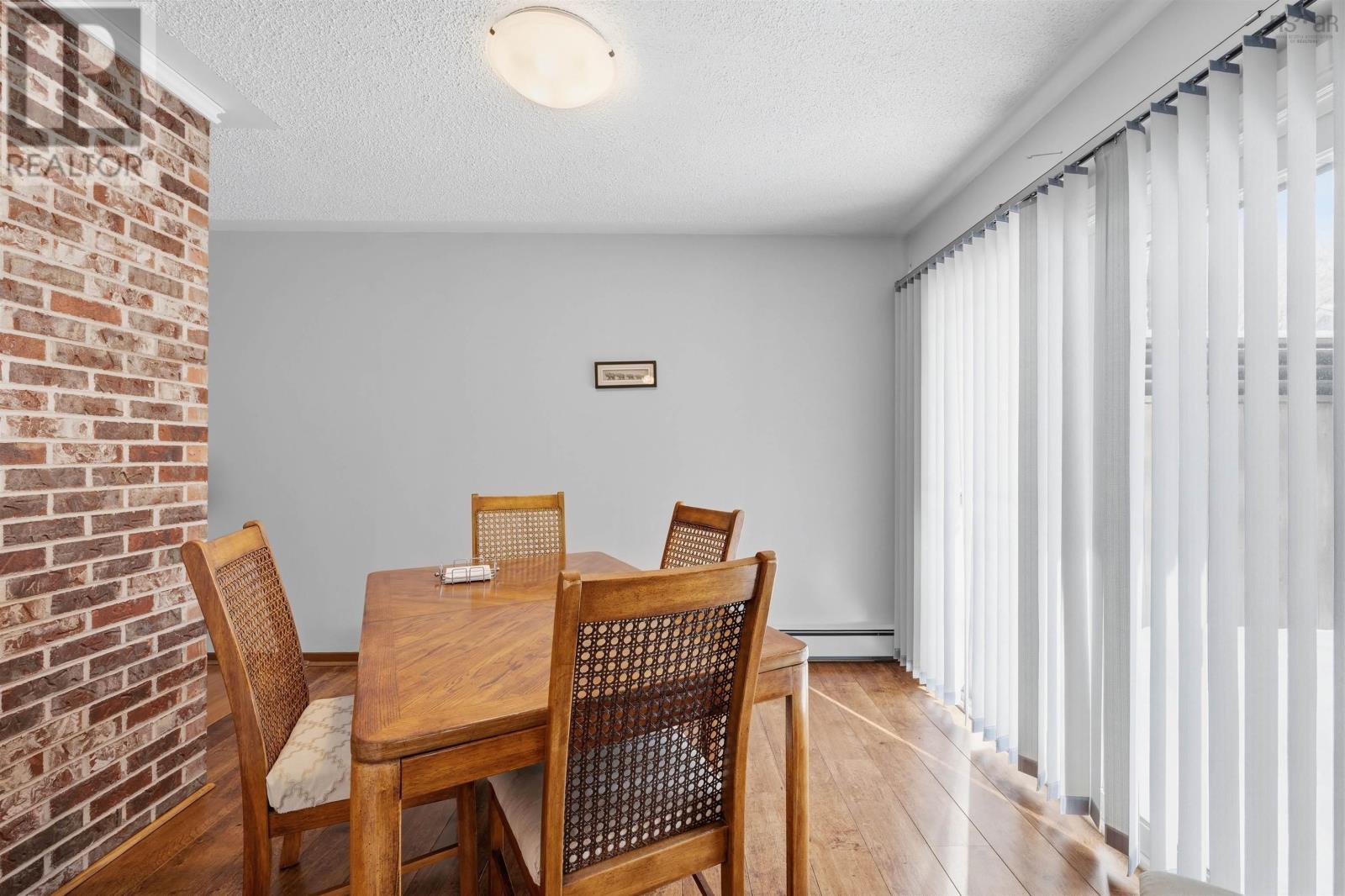 Property 8 of 44 of 35 Somerset Street