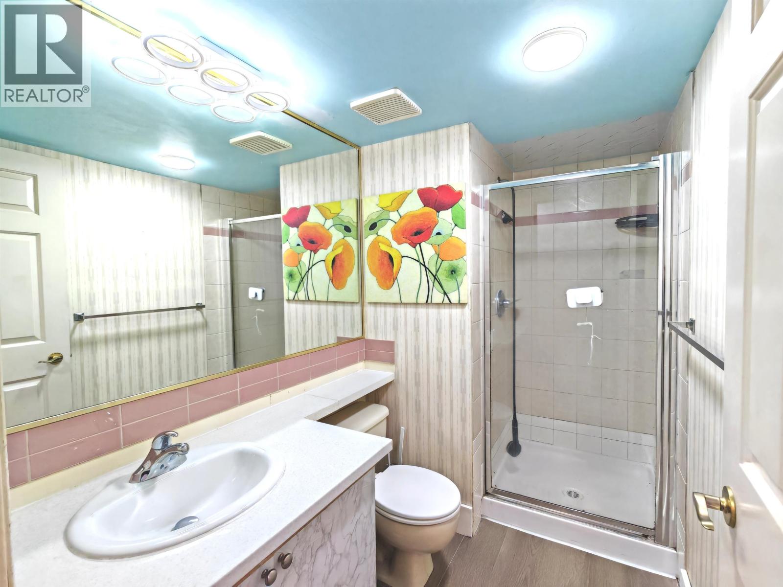 235 7451 MOFFATT ROAD, Richmond