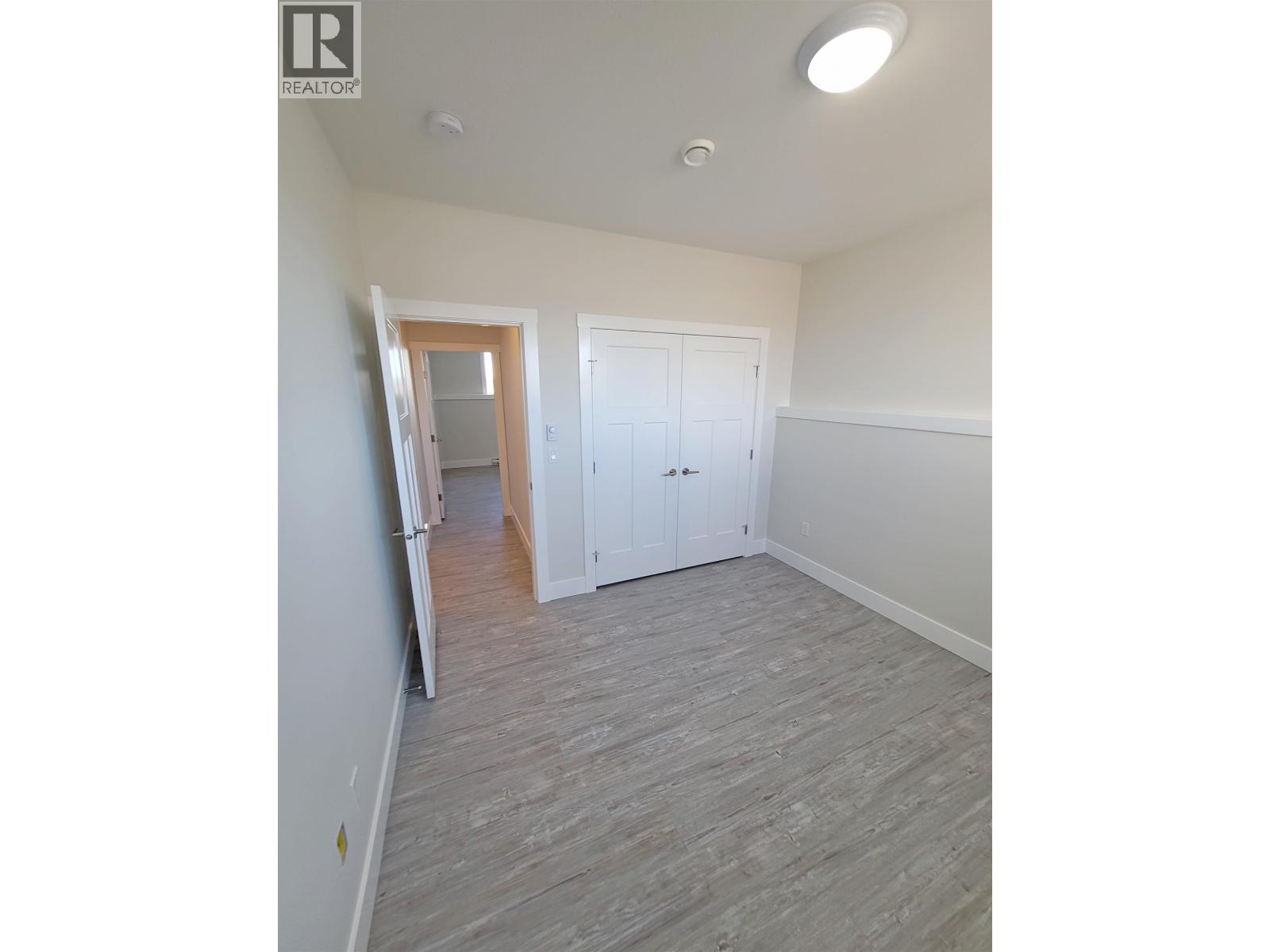 8319 81 STREET - 29