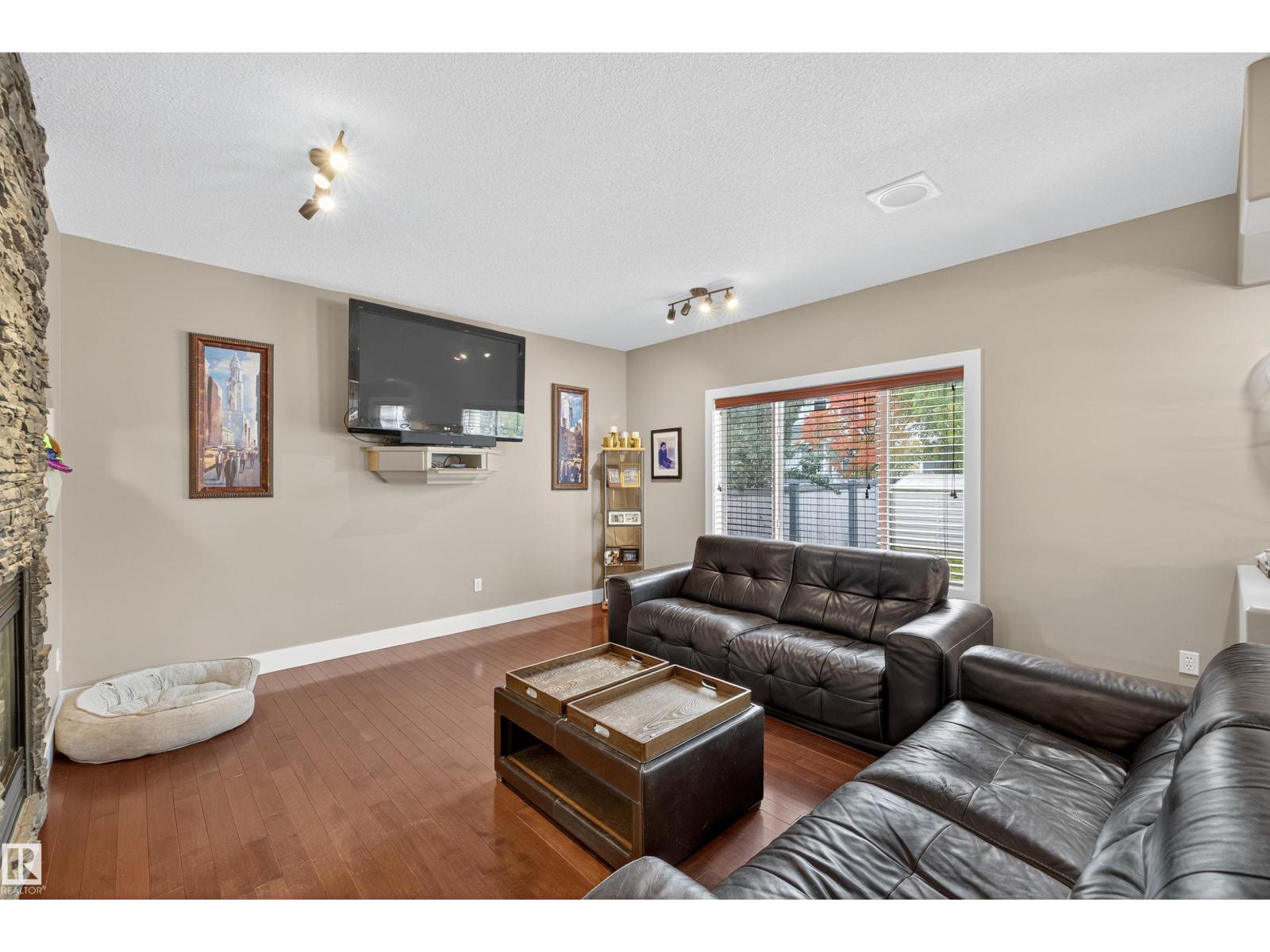 520 STEWART CR SW, Edmonton