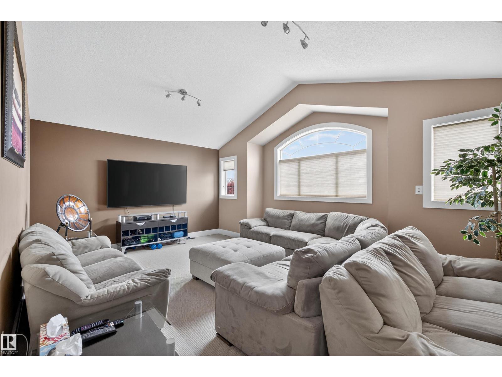 520 STEWART CR SW, Edmonton