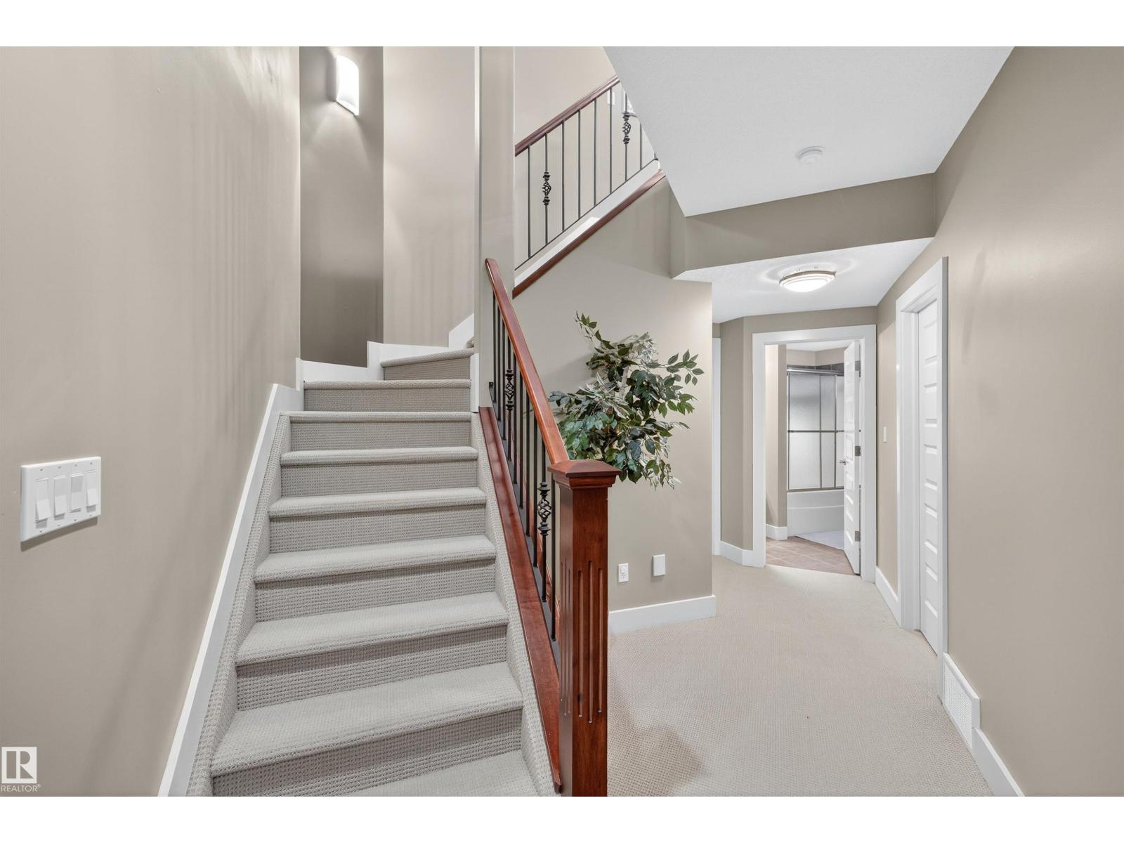 520 STEWART CR SW, Edmonton