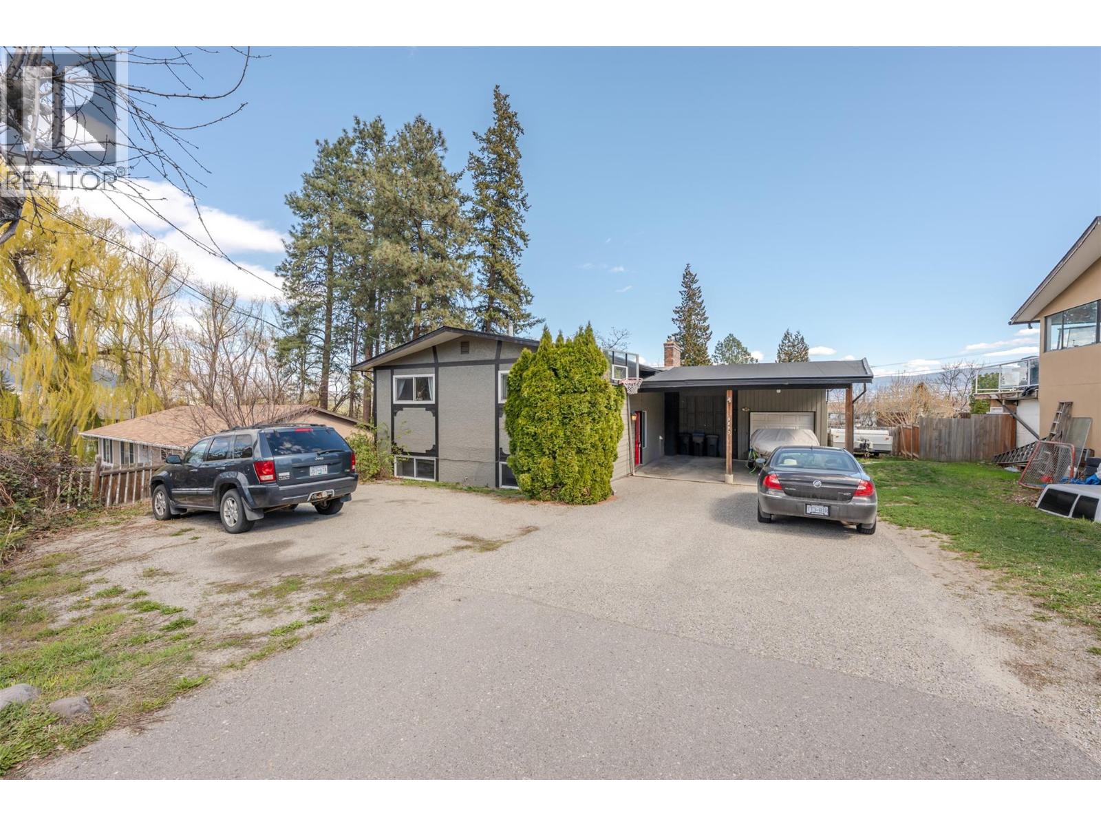3853 Glenway Road - 1