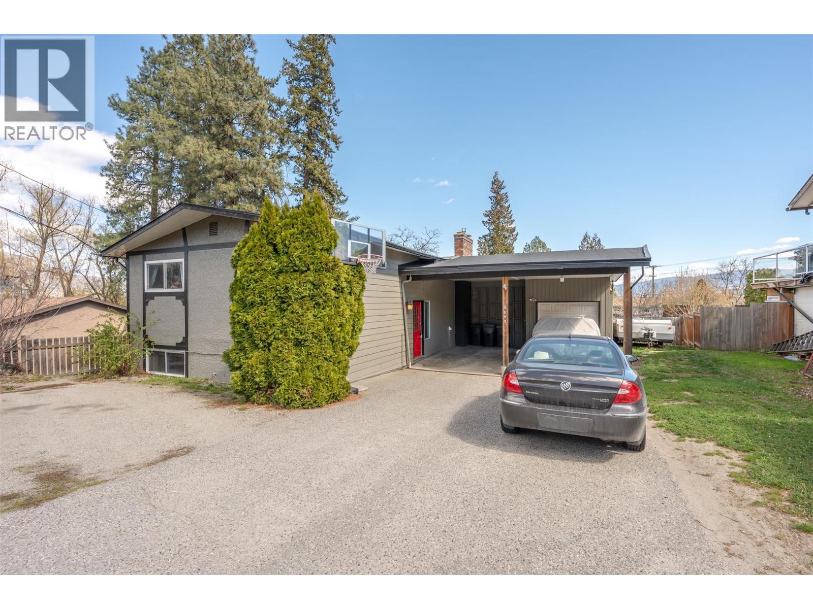 3853 Glenway Road - 11