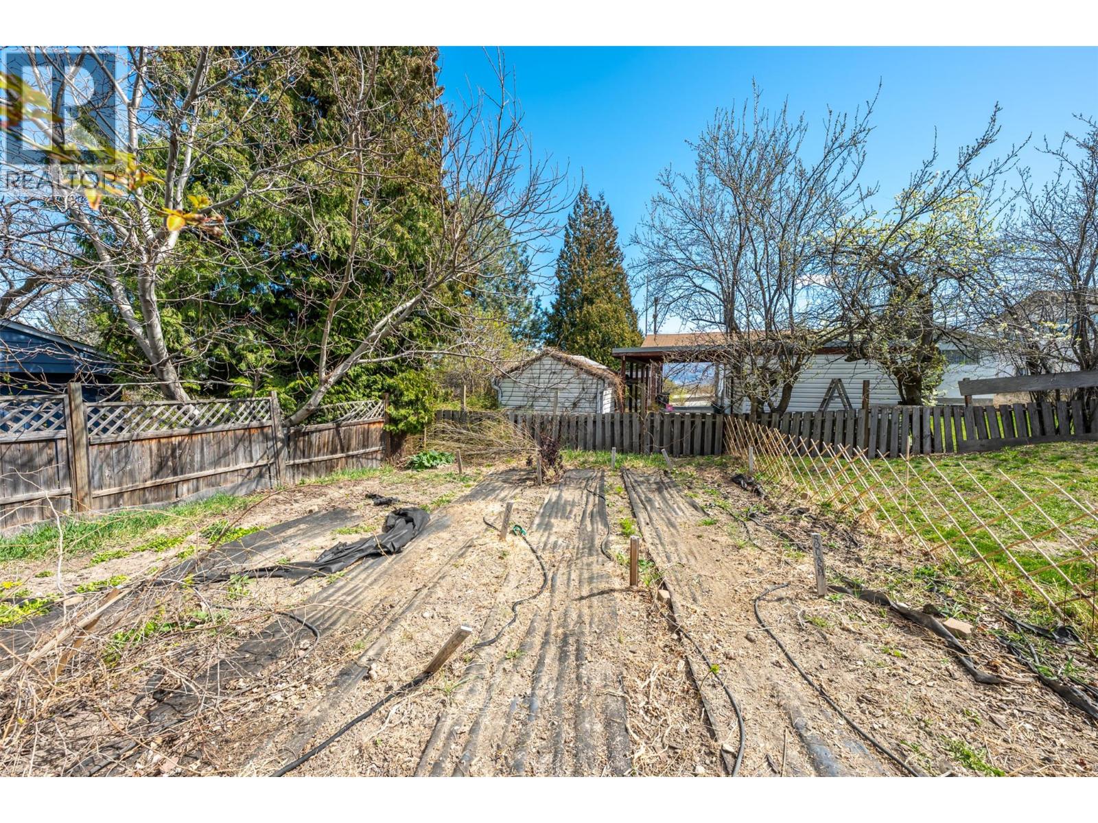 3853 Glenway Road - 37
