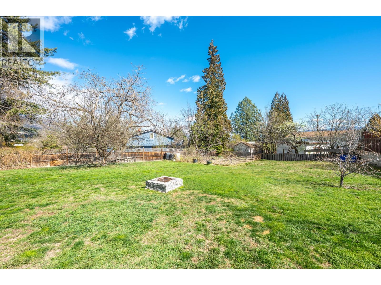 3853 Glenway Road - 38