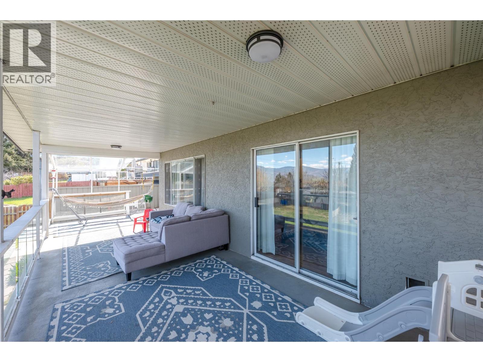 3853 Glenway Road - 40
