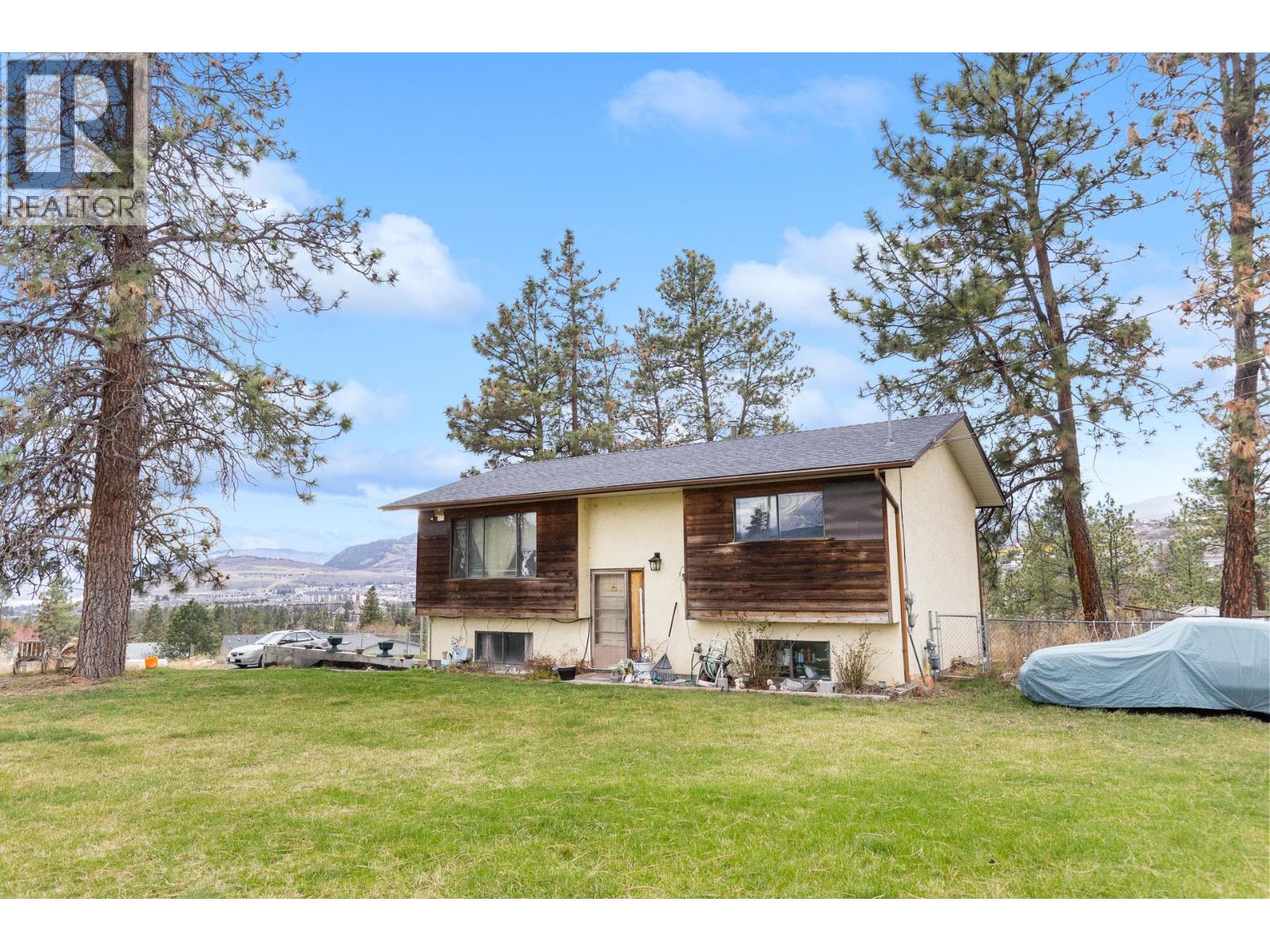  3260 Coyote Crescent, Westbank