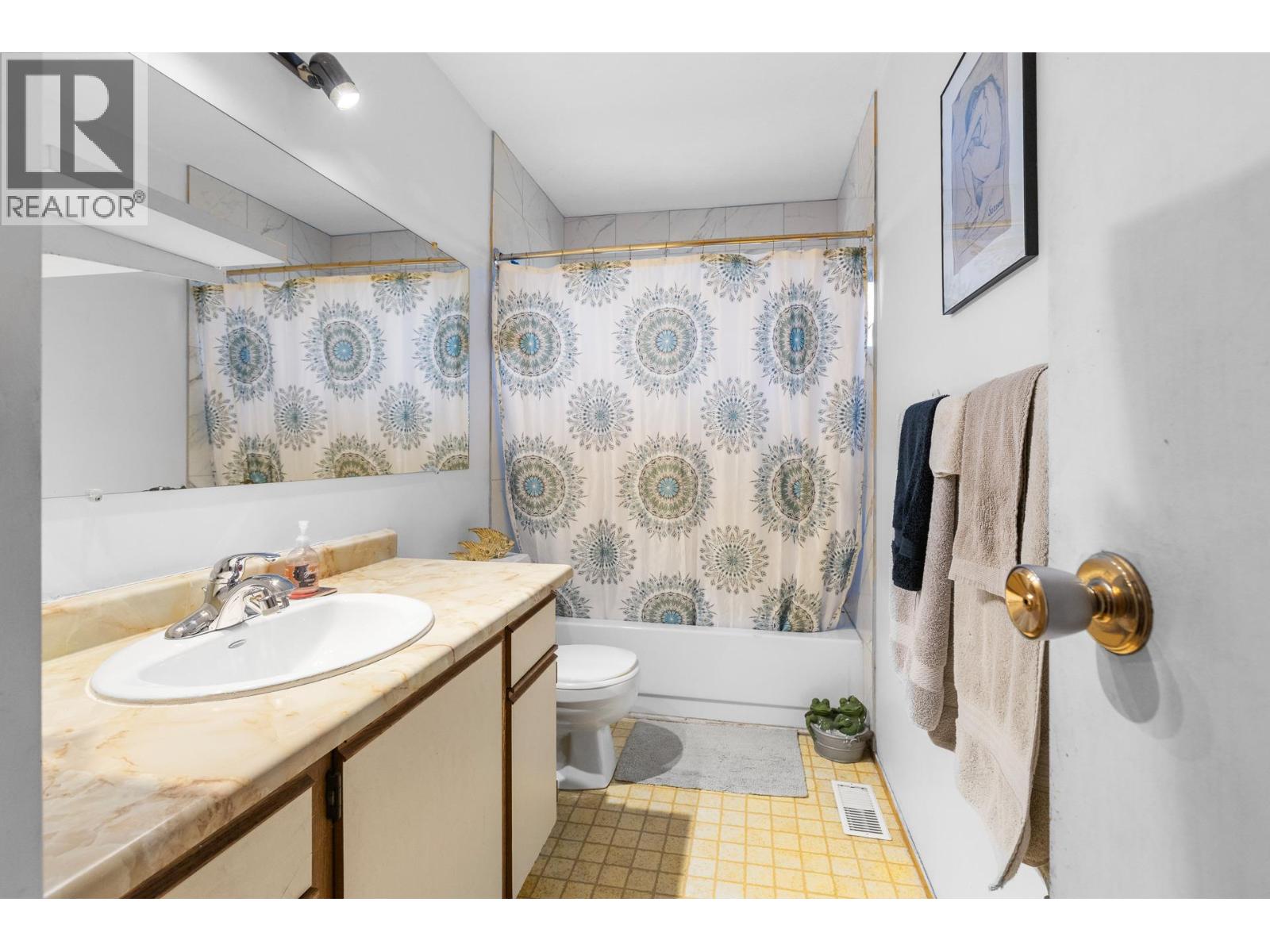  3260 Coyote Crescent, Westbank