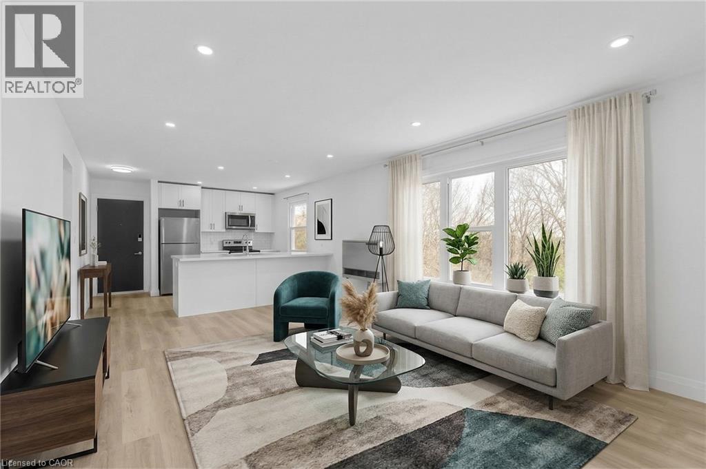 51 DUNDAS Street E Unit# 7