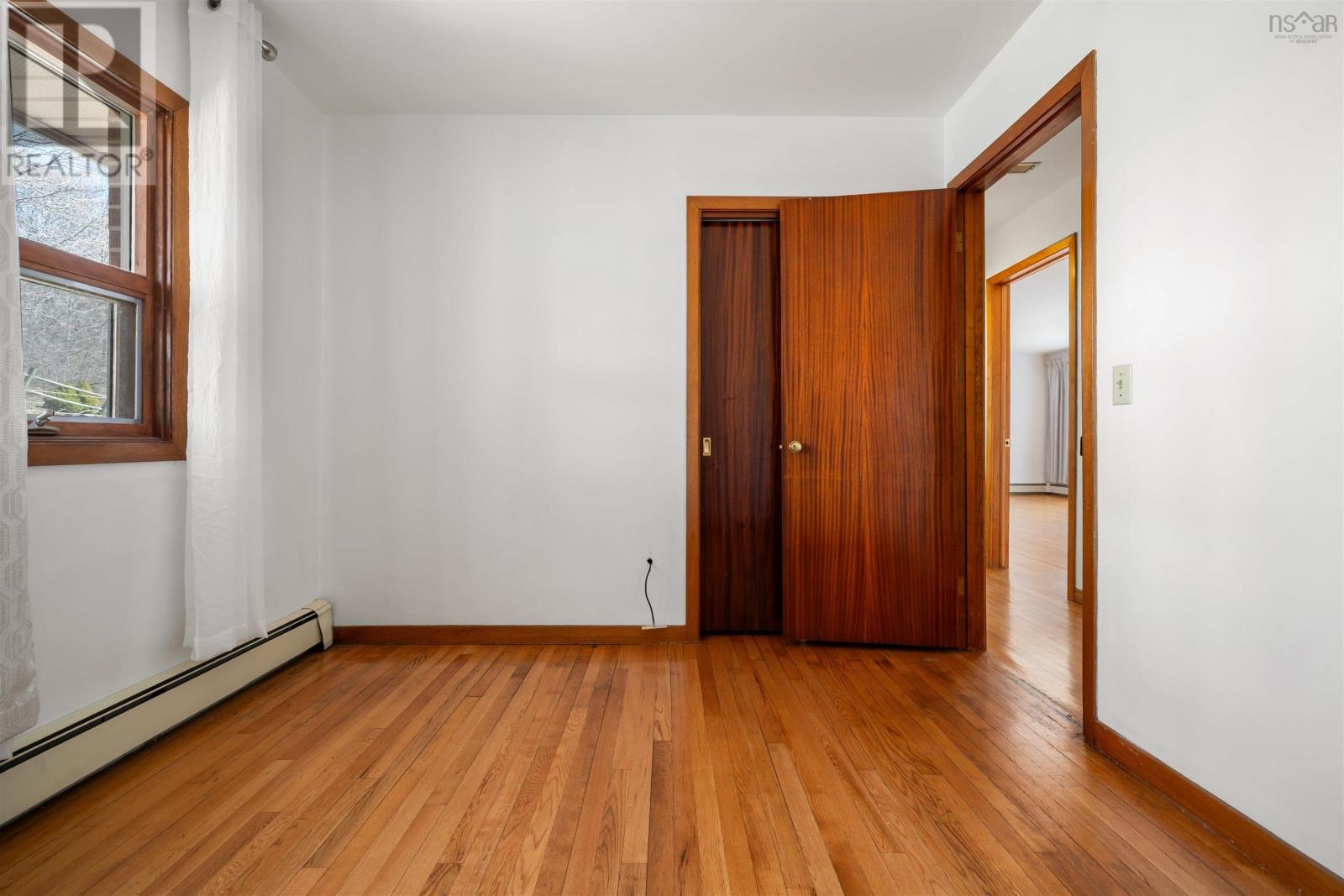 Property 31 of 46 of 254 George Street