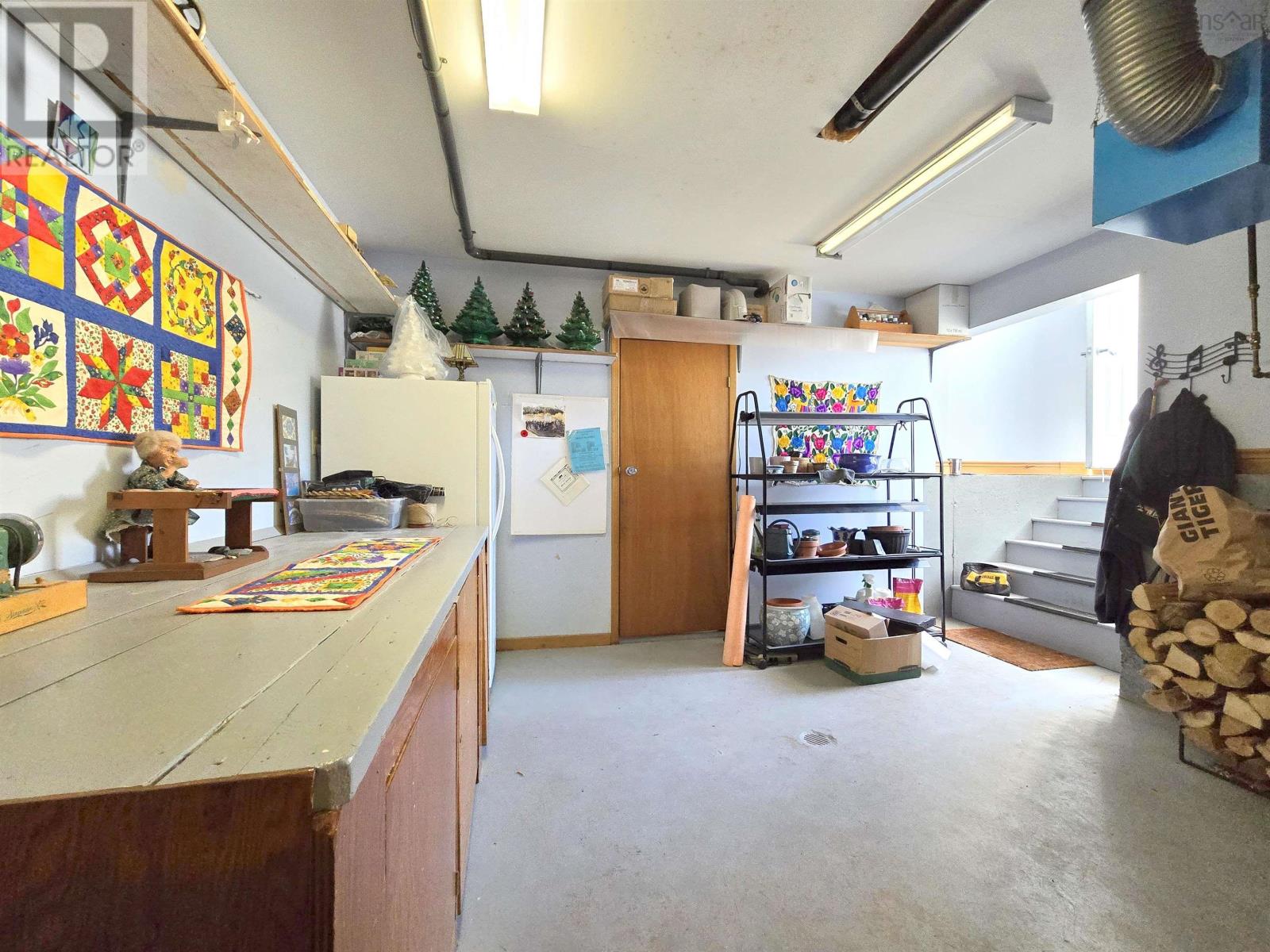 Property 27 of 37 of 9 Patterson Street