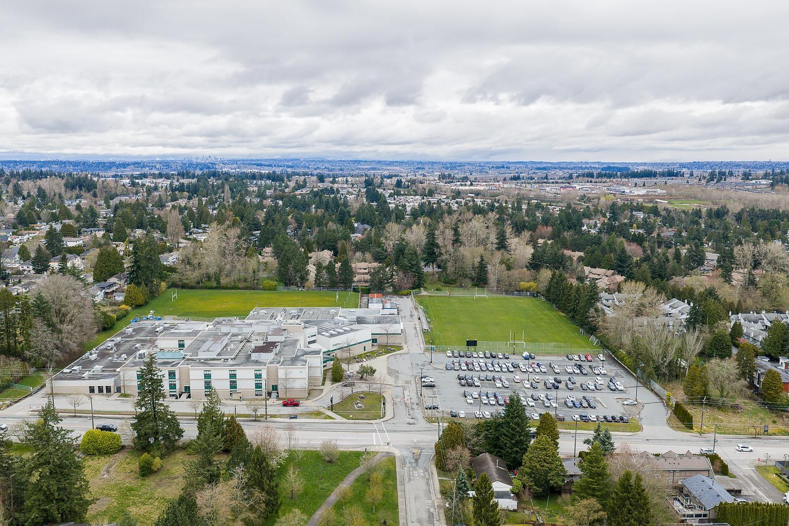 1243 PARKER STREET, White Rock