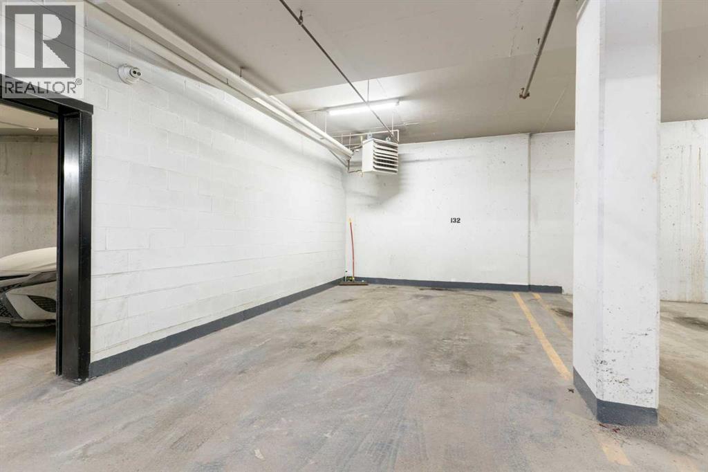 Single Family House Multi-level for Sale in   Aspenmont Heights SW Aspen Woods Calgary 